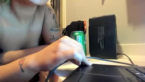 Snapshot of nystyless chatting on December 16, 2025, 3:00 am Nystyless online show from December 16, 2025, 3:00 am