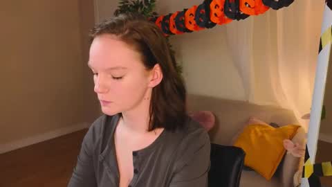 Snapshot of nytheraeclipse chatting on October 30, 2025, 1:56 pm nytheraeclipse online show from October 30, 2025, 1:56 pm