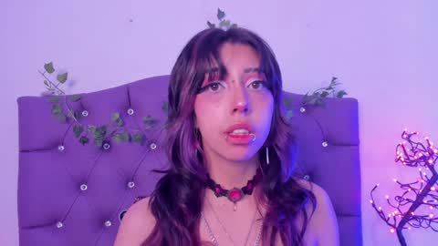 Snapshot of nyx_nayla chatting on December 3, 2024, 2:05 pm online show from December 3, 2024, 2:05 pm