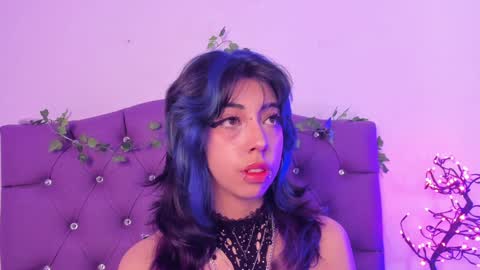 Snapshot of nyx_nayla chatting on December 10, 2024, 11:11 am online show from December 10, 2024, 11:11 am