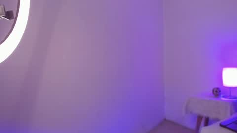 Snapshot of nyx_nayla chatting on January 11, 2025, 8:33 am online show from January 11, 2025, 8:33 am