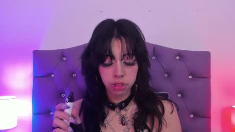 Snapshot of nyx_nayla chatting on January 17, 2025, 6:44 pm online show from January 17, 2025, 6:44 pm