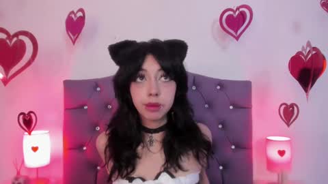 Snapshot of nyx_nayla chatting on February 13, 2025, 4:22 am online show from February 13, 2025, 4:22 am