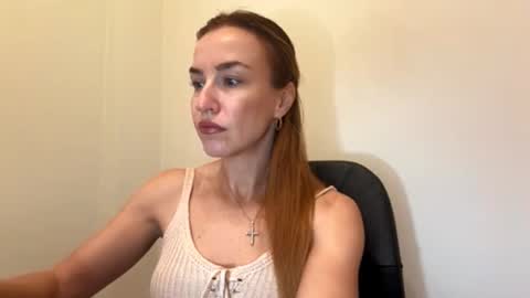 Snapshot of nyxelia_ chatting on November 5, 2025, 8:14 am Anastasia online show from November 5, 2025, 8:14 am