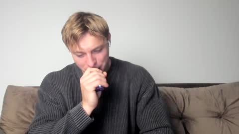 Snapshot of o_r_b_i_t chatting on December 13, 2024, 7:10 pm o_r_b_i_t online show from December 13, 2024, 7:10 pm