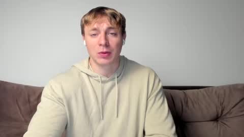 Snapshot of o_r_b_i_t chatting on February 25, 2025, 4:53 pm o_r_b_i_t online show from February 25, 2025, 4:53 pm