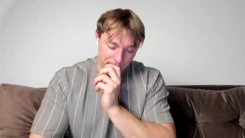 Snapshot of o_r_b_i_t chatting on March 9, 2025, 7:05 pm o_r_b_i_t online show from March 9, 2025, 7:05 pm