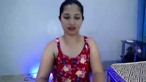 obsidian_r0se19 online show from November 4, 2025, 10:09 pm