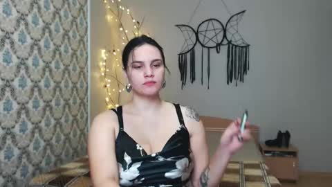 Snapshot of obsidian_rose_ chatting on November 9, 2025, 9:13 pm Beatrix online show from November 9, 2025, 9:13 pm