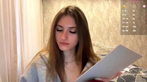 Snapshot of odelinabain chatting on November 24, 2025, 9:09 am Mia online show from November 24, 2025, 9:09 am