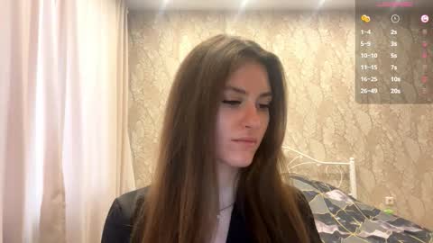 Snapshot of odelinabain chatting on November 27, 2025, 9:00 am Mia online show from November 27, 2025, 9:00 am