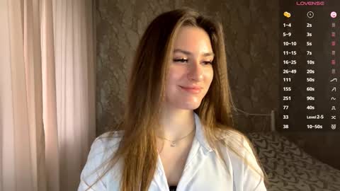 Snapshot of odelinabain chatting on December 3, 2025, 9:07 am Mia online show from December 3, 2025, 9:07 am