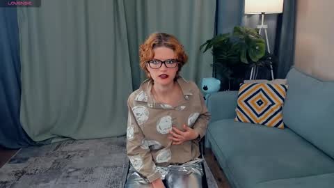 Snapshot of odettechurchwell chatting on October 28, 2025, 5:22 am Eli online show from October 28, 2025, 5:22 am