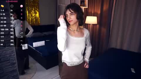 Thea online show from March 1, 2025, 10:42 pm