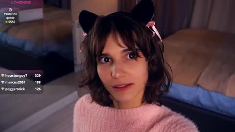 Thea online show from March 9, 2025, 6:32 pm