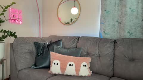 Snapshot of officiallyonlytams chatting on October 7, 2025, 3:42 pm Tams online show from October 7, 2025, 3:42 pm