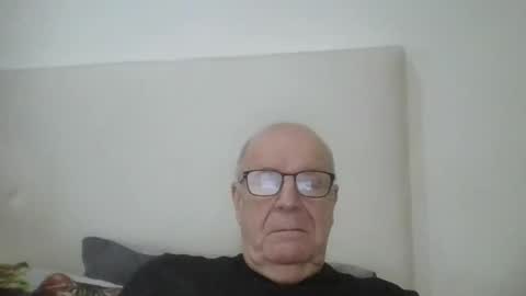 oggi95 online show from February 7, 2025, 2:04 pm