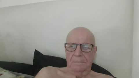 oggi95 online show from November 24, 2025, 1:11 pm