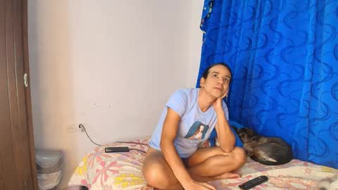 Snapshot of oh_tique chatting on November 15, 2025, 4:32 am LU online show from November 15, 2025, 4:32 am