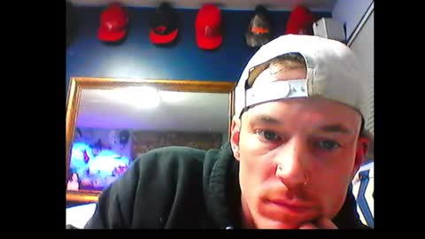 Snapshot of oh_you_know69 chatting on December 3, 2024, 8:49 am who dares  toss me some  tips lets have fun online show from December 3, 2024, 8:49 am