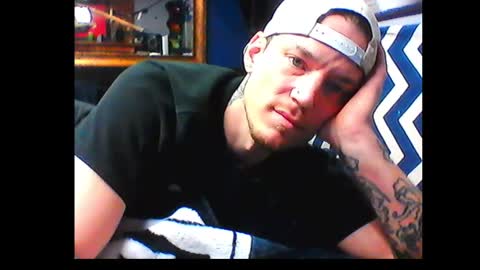 Snapshot of oh_you_know69 chatting on December 15, 2024, 4:51 am who dares  toss me some  tips lets have fun online show from December 15, 2024, 4:51 am