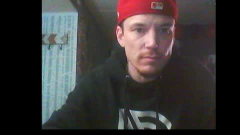 Snapshot of oh_you_know69 chatting on December 28, 2024, 10:58 am who dares  toss me some  tips lets have fun online show from December 28, 2024, 10:58 am