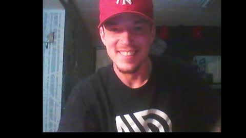 Snapshot of oh_you_know69 chatting on December 30, 2024, 6:53 am who dares  toss me some  tips lets have fun online show from December 30, 2024, 6:53 am