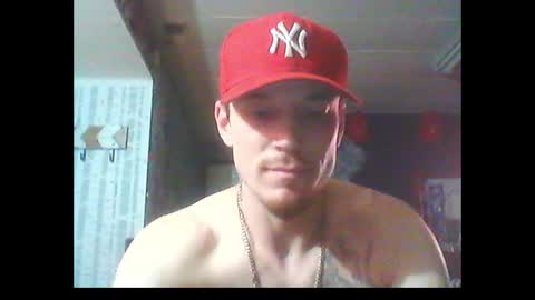 Snapshot of oh_you_know69 chatting on January 11, 2025, 9:36 am who dares  toss me some  tips lets have fun online show from January 11, 2025, 9:36 am