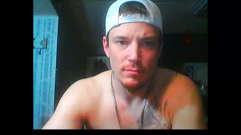 Snapshot of oh_you_know69 chatting on January 28, 2025, 11:17 am who dares  toss me some  tips lets have fun online show from January 28, 2025, 11:17 am