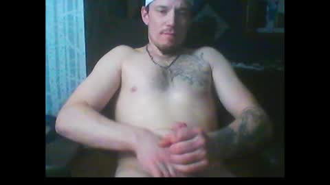 Snapshot of oh_you_know69 chatting on January 29, 2025, 6:43 am who dares  toss me some  tips lets have fun online show from January 29, 2025, 6:43 am