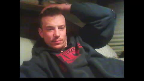 Snapshot of oh_you_know69 chatting on February 20, 2025, 8:06 am who dares  toss me some  tips lets have fun online show from February 20, 2025, 8:06 am