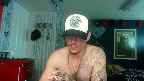 Snapshot of oh_you_know69 chatting on October 28, 2025, 3:36 pm who dares  toss me some  tips lets have fun online show from October 28, 2025, 3:36 pm