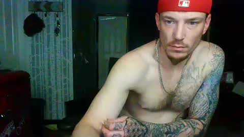 Snapshot of oh_you_know69 chatting on November 29, 2025, 12:08 pm who dares toss me some tips lets have fun online show from November 29, 2025, 12:08 pm