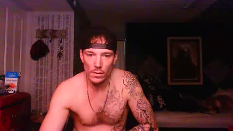 Snapshot of oh_you_know69 chatting on December 18, 2025, 6:19 am who dares toss me some tips lets have fun online show from December 18, 2025, 6:19 am