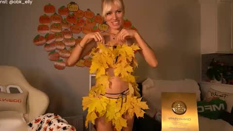 Kelly online show from October 31, 2025, 11:17 pm