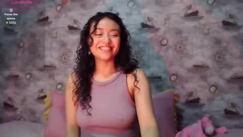 Snapshot of ohdaisy1 chatting on October 31, 2025, 12:00 am Nina online show from October 31, 2025, 12:00 am