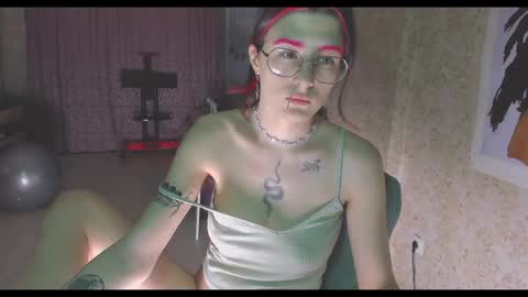 Snapshot of ohmygoddestkimmy chatting on February 21, 2025, 9:32 pm Kmmy online show from February 21, 2025, 9:32 pm