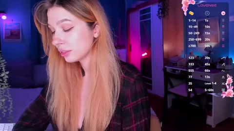 Snapshot of ohmymiami_ chatting on February 27, 2025, 9:14 pm Light online show from February 27, 2025, 9:14 pm