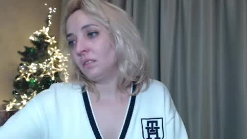 Mari online show from January 3, 2025, 9:47 pm