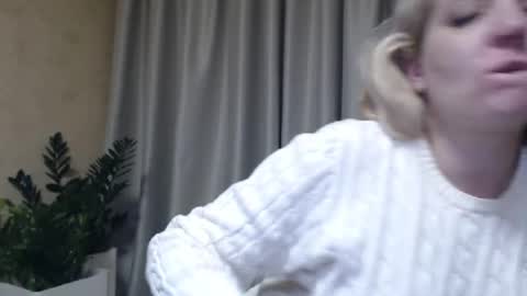 Mari online show from January 31, 2025, 10:52 pm