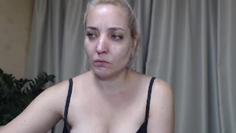 Mari online show from September 10, 2025, 3:01 pm