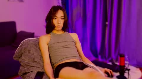 Snapshot of okerriella chatting on November 16, 2025, 1:06 pm Ami online show from November 16, 2025, 1:06 pm