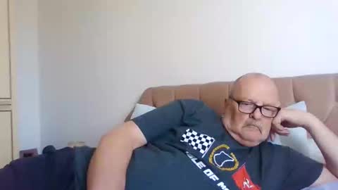 old_fkrr_ online show from September 22, 2025, 9:11 am