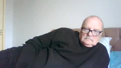 old_fkrr_ online show from November 7, 2025, 2:39 pm