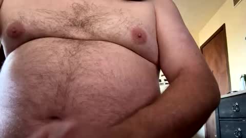 Snapshot of oldballs402 chatting on November 22, 2025, 5:01 pm Oldballs402 online show from November 22, 2025, 5:01 pm