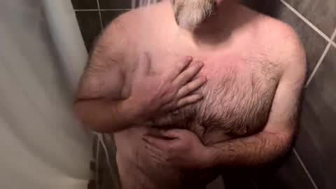 oldbones2 online show from November 10, 2025, 12:42 am