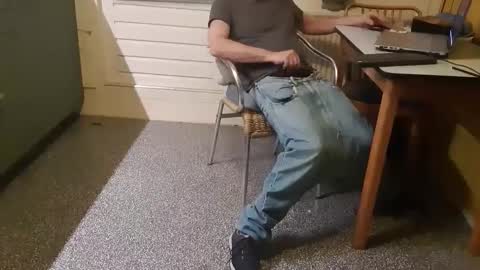 Snapshot of oldersagger chatting on February 20, 2025, 6:46 pm oldersagger online show from February 20, 2025, 6:46 pm