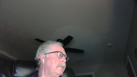 Snapshot of oldlakeguy chatting on January 14, 2025, 2:50 am OldLakeGuy online show from January 14, 2025, 2:50 am