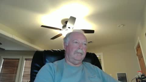 Snapshot of oldlakeguy chatting on September 22, 2025, 11:51 pm OldLakeGuy online show from September 22, 2025, 11:51 pm