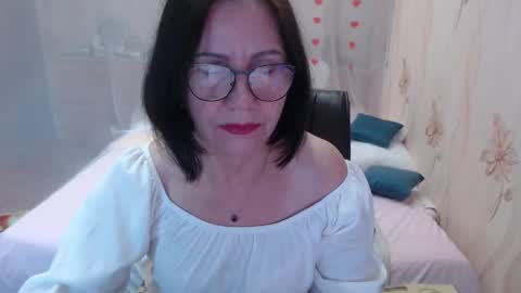Snapshot of olgahottie chatting on October 22, 2025, 11:26 pm OlgaHottie online show from October 22, 2025, 11:26 pm